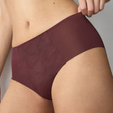 Triumph - Essential Minimizer Hipster Velvet