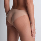 Aubade - Sheer Emotion Tai Trusse Sand