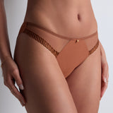 Aubade - Sheer Emotion Tai Trusse Honey