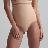Bye bra - Soft Touch Højtaljet String Beige