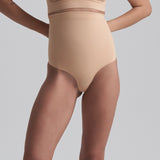 Bye bra - Soft Touch Højtaljet String Beige