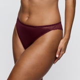 Primadonna - Salerno String Evening Red