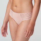 Primadonna - East End Tai Trusse Powder Rose