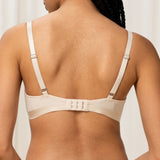 Triumph - Aura Spotlight Fullcup Bh Creamy Dream