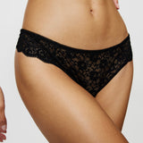 Triumph - Amourette String Sort