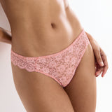 Triumph - Amourette String Cherry Rose