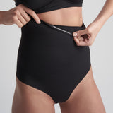 Byebra - Sculpting Højtaljet String Sort