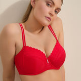 Primadonna - East End Fullcup Bh True Red