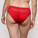 Primadonna - Sophora Tai Trusse True Red