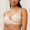 Triumph - Aura Spotlight Triangle BH Creamy Dream